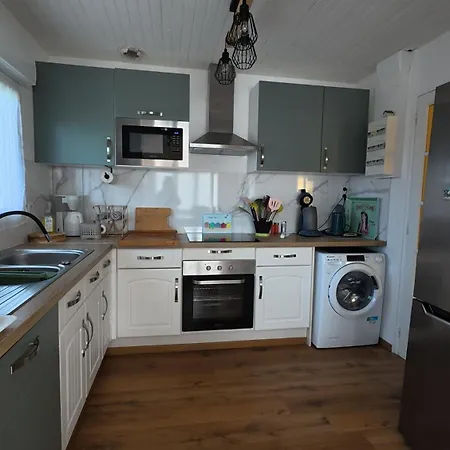 Evasion Marine, Cozy Nyaraló